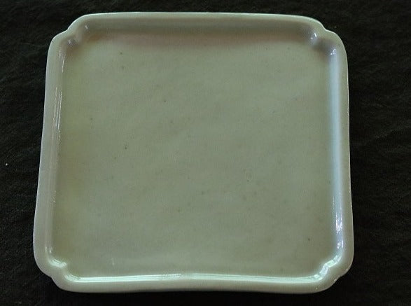 白瓷ソバン角小皿